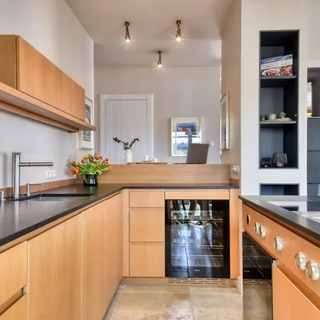 Penthouse 7 Martha *