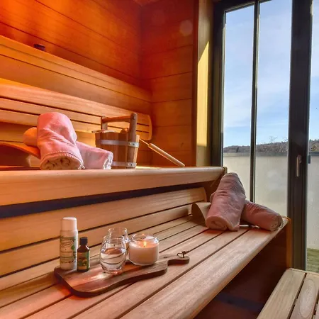 아파트 Penthouse 7 Martha 빈츠