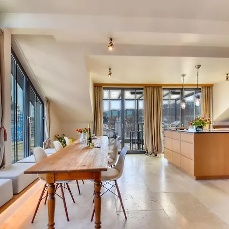 Penthouse 7 Martha 아파트 *